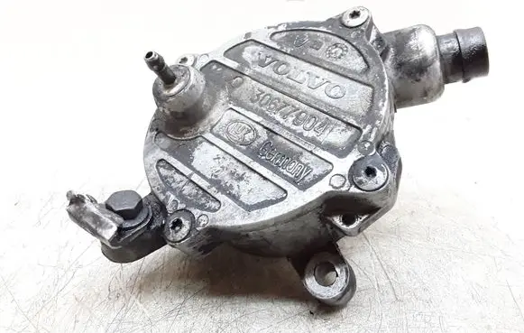 Volvo XC90 Vacuum pump 30677904