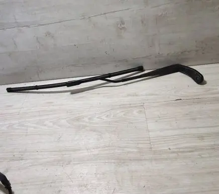 Dacia Jogger Front wiper blade arm 288813326R