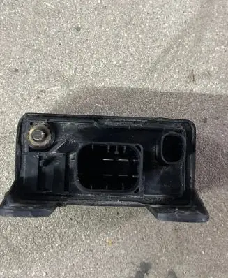 Mercedes-Benz C W203 Glow plug pre-heat relay