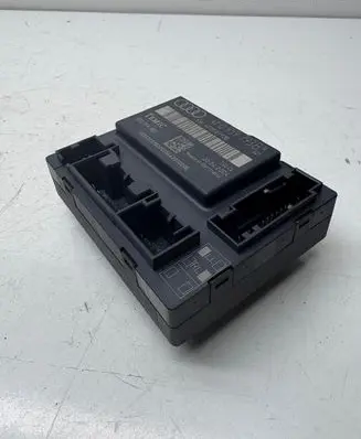 Audi A6 S6 C6 4F Door control unit/module 4F0959793B 20042004 4F0910793B
