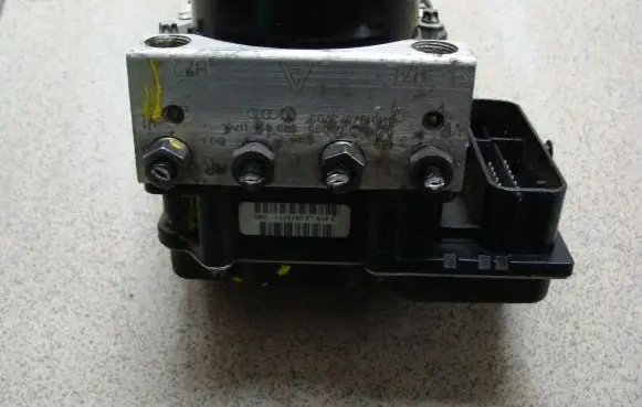 Seat Ibiza IV (6J,6P) ABS Pump 6R0614117K 0265237025 111019783733