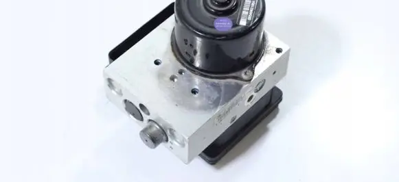 Tesla Model X ABS Pump 1037797-00-D 103779700D 1037797