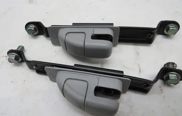 Suzuki Vitara (LY) Seat belt adjustment rail KRIS235789