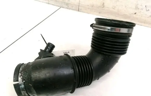 Opel Insignia A Air intake hose/pipe 55561787 327763967