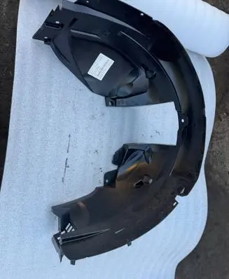 Dacia Sandero II Front wheel arch liner splash guards 638409229R