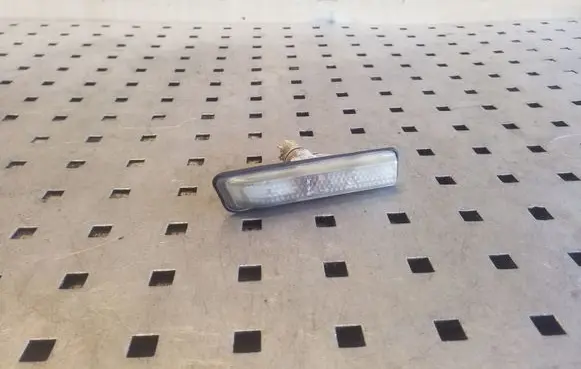BMW X5 E53 Front fender indicator light 63122492179 2492179