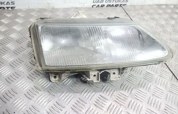 Renault Laguna I Headlight/headlamp 302142618 7700415344