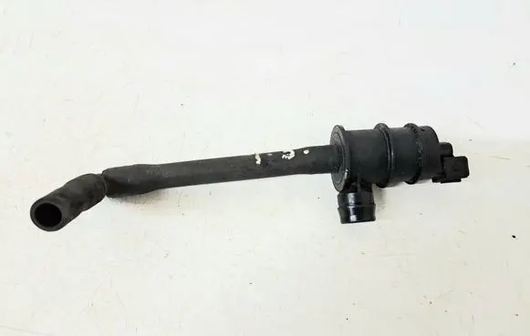Volvo XC70 Vacuum valve 31104896