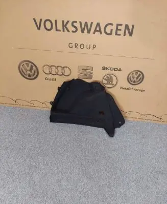 Volkswagen Golf VII Trunk/boot lower side trim panel 5G6867427GCA9 5G6.867.427.G 5G6867427G