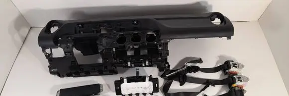 Mercedes-Benz GLA H247 Airbag set 
