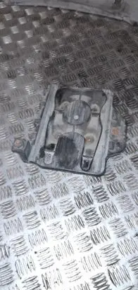 Volkswagen Golf IV Battery tray 