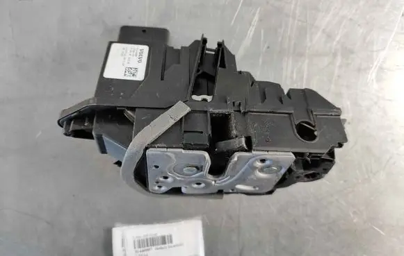 Front door lock