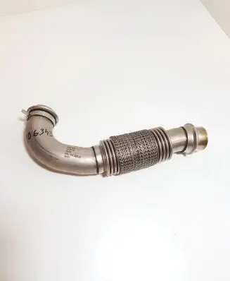 Audi A4 S4 B9 8W EGR valve line/pipe/hose 05L131521E