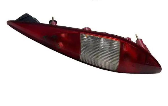 Ford Mondeo Mk III Rear/tail lights 1S7113404C 0374D