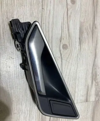 Audi Q2 - Rear door interior handle 81A837019