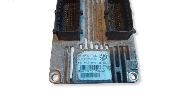 Fiat Grande Punto Engine control unit/module ECU IAW5SFM3 51819343 HW207
