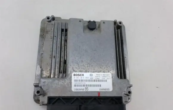 Mitsubishi Grandis Engine control unit/module ECU 1860A895