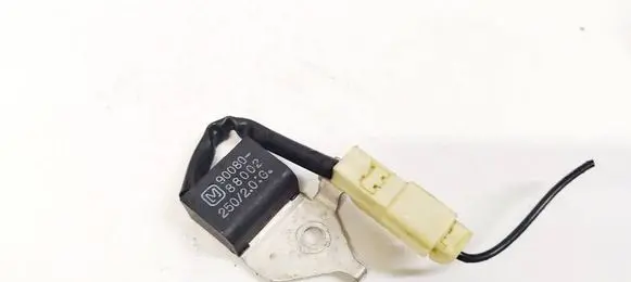 Toyota Avensis T250 Other relay 9008088002 90080-88002