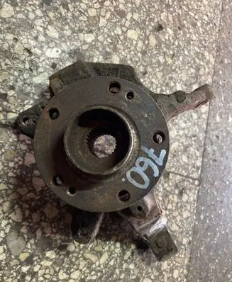 Renault Laguna II Front wheel hub