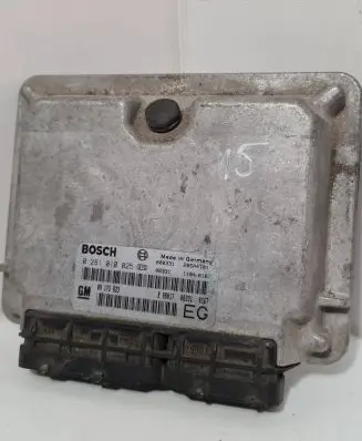 Opel Frontera B Engine control unit/module 09173933 28SA4101 0281010025