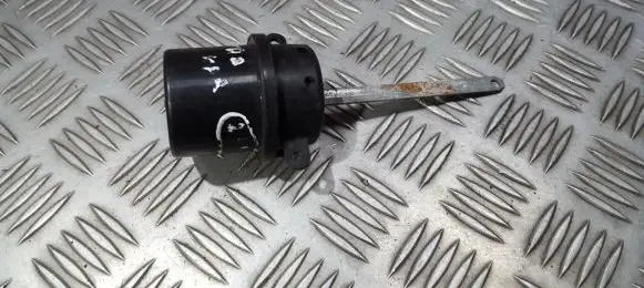 Hyundai Lantra I Valve vacuum 