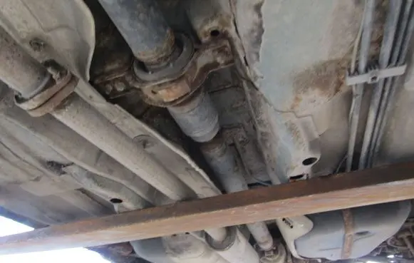 Nissan X-Trail T30 Middle center prop shaft 