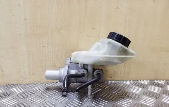 Land Rover Freelander 2 - LR2 Master brake cylinder 03350885571