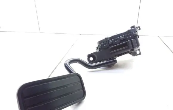 Volkswagen Sharan Accelerator throttle pedal 7M4721603D YM219F836GB