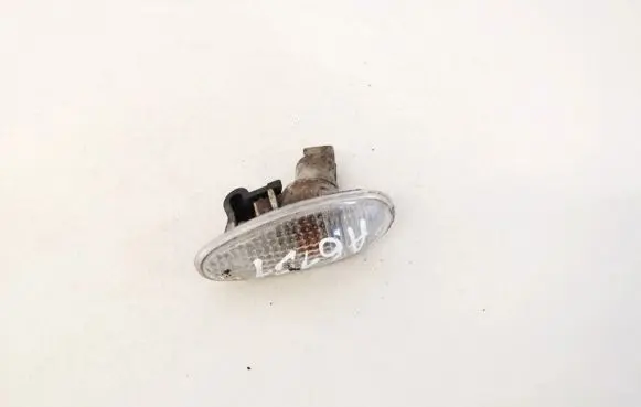 Mitsubishi Outlander Front fender indicator light 1132229 1132-229
