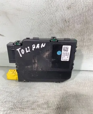 Volkswagen Touran I Steering angle sensor 1K0953549BC ME073103073 2DE0042D