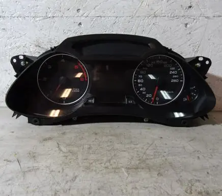 Audi A4 S4 B8 8K Speedometer (instrument cluster) 8K0920930N
