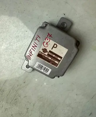 Infiniti G37 Transfer box differential control unit 41650JU40A