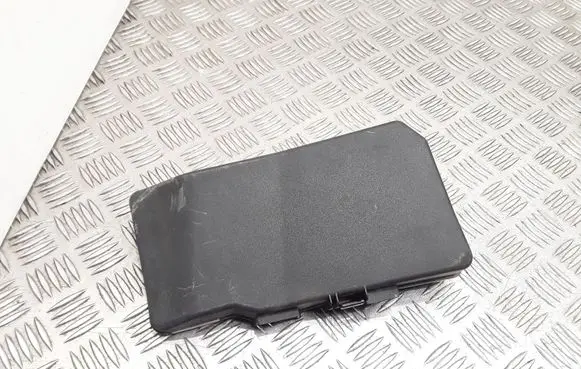 Mazda 6 Fuse box cover GDL166760 K7005