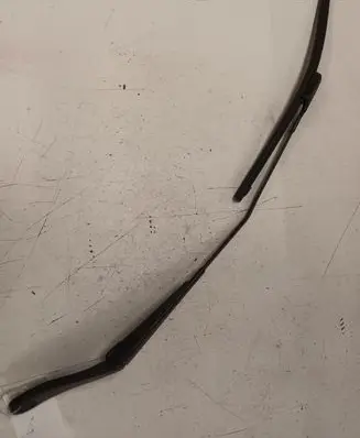 Volvo V40 Windshield/front glass wiper blade 31276063