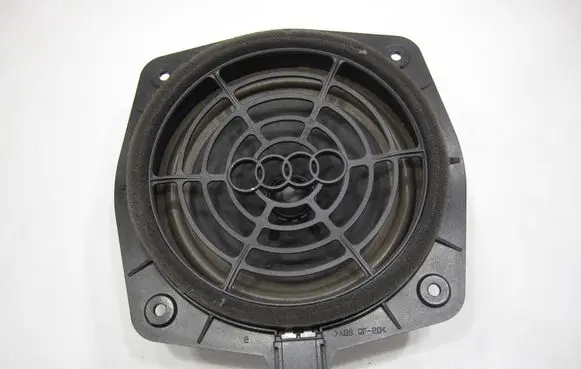 Audi TT TTS Mk2 Rear door speaker