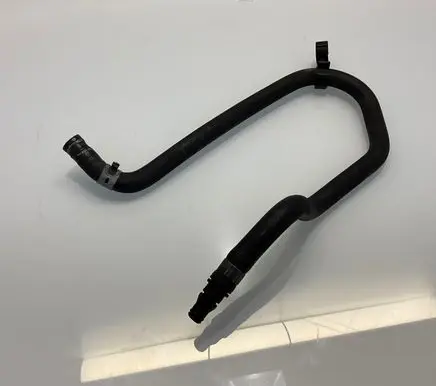 Mercedes-Benz S W221 Engine coolant pipe/hose A2215010225 2215010225
