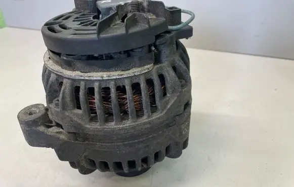 Volvo V70 Generator/alternator 8676498