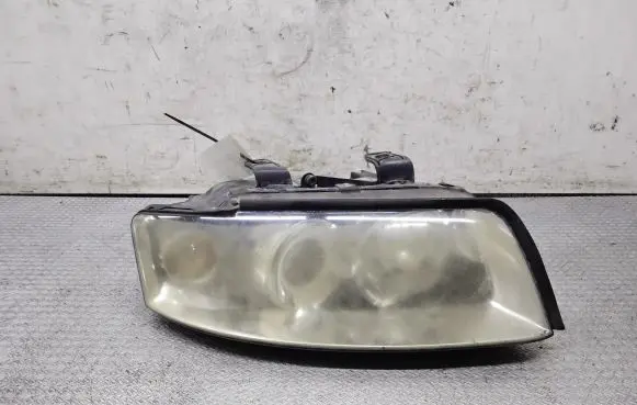 Audi A4 S4 B6 8E 8H Headlight/headlamp 8E0941004C
