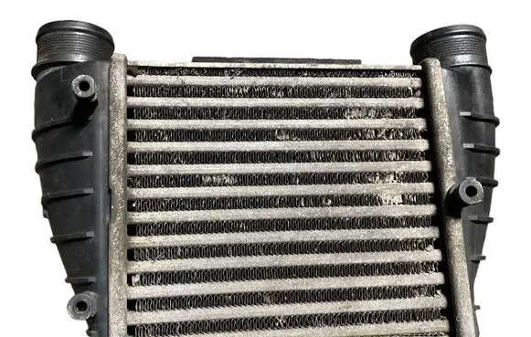 Audi A4 S4 B7 8E 8H Intercooler radiator 8E0145806Q