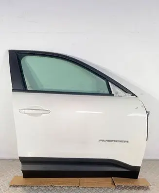 Jeep Avenger Front door