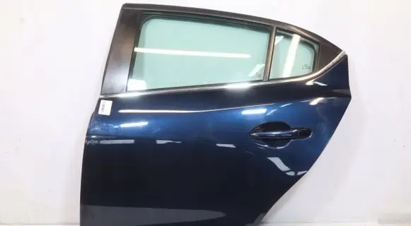 Mazda 3 III Rear door 