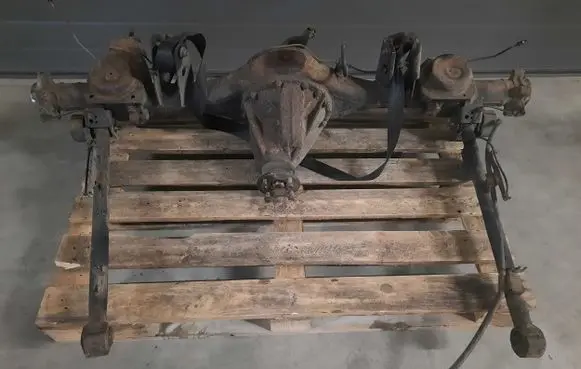 Nissan Pathfinder R50 Rear differential