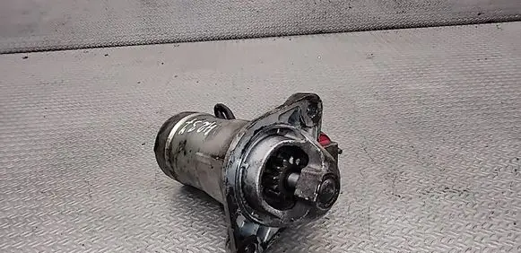 Opel Astra H Starter motor 