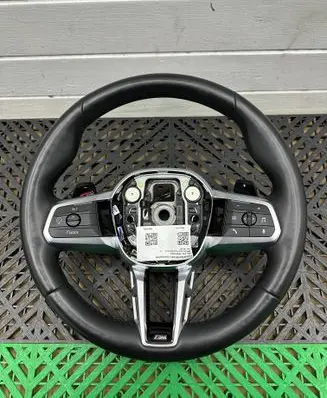 BMW 2 Active Tourer U06 Steering wheel