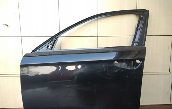 Alfa Romeo 159 Front door