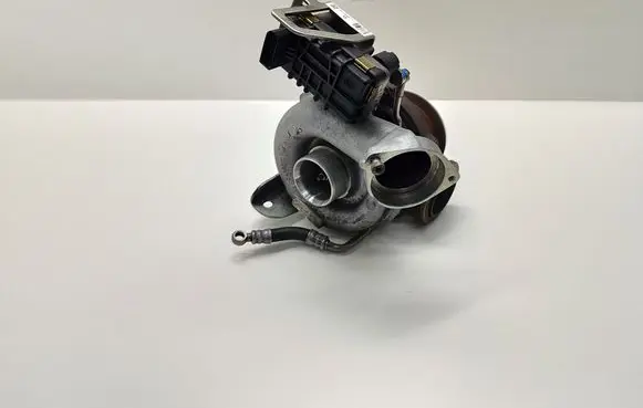 BMW 5 E60 E61 Turbo 7794259 758351 781751