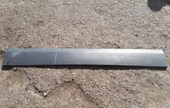 Volkswagen Crafter Front door trim (molding) 9066900862