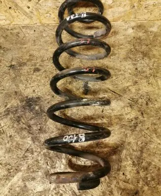 Mercedes-Benz C W203 Rear coil spring