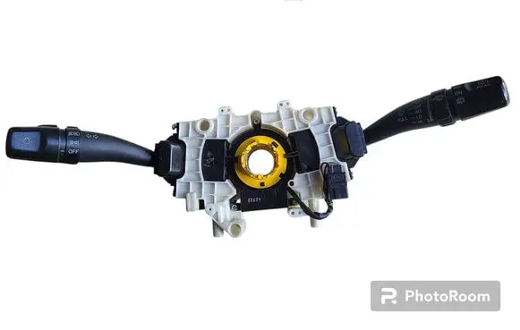 Wiper turn signal indicator stalk/switch