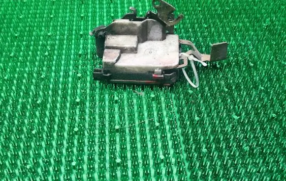 Peugeot Boxer Front door lock 913599 B792